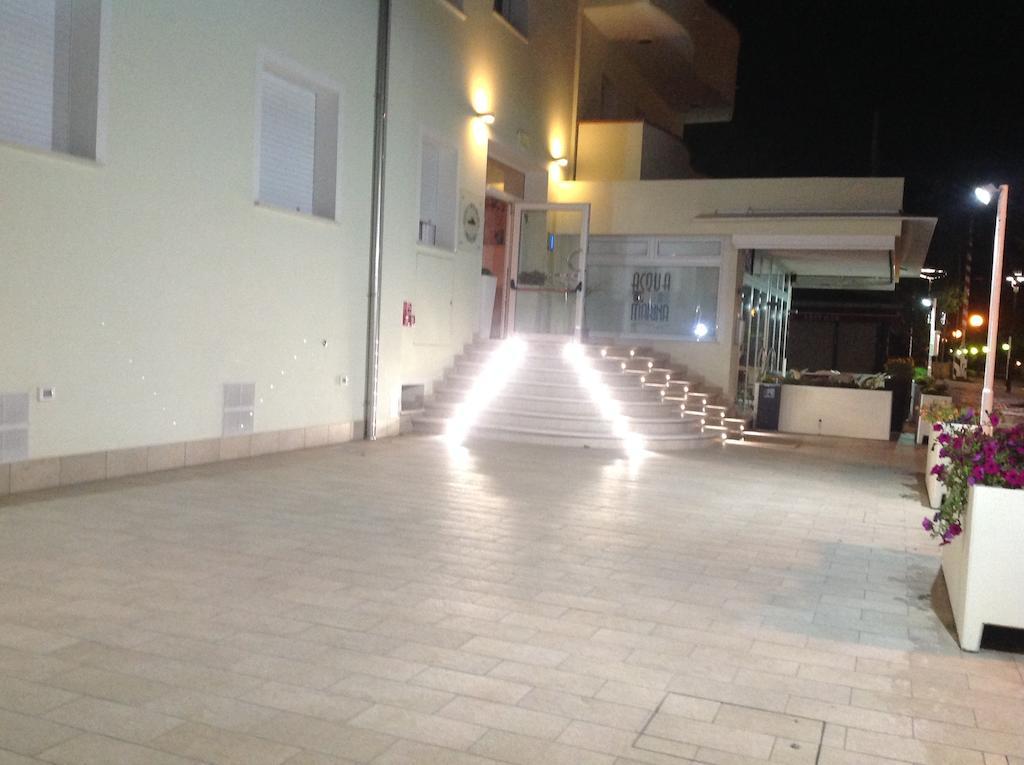 Hr Vapore Gatteo Mare Gatteo a Mare Exterior foto